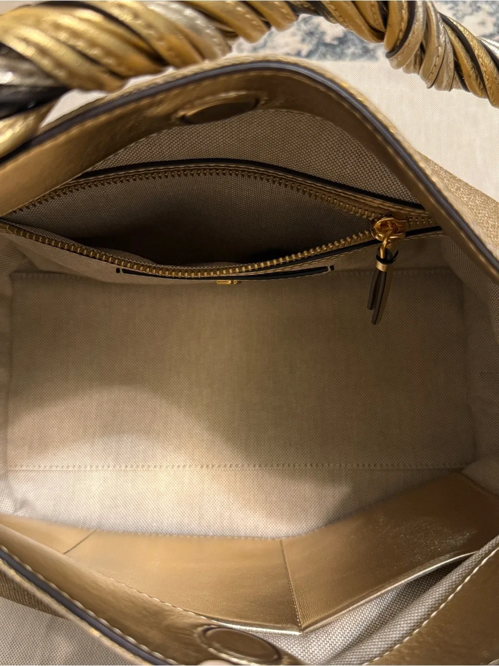🦋 Donna Karan| Glenwood Small Gold Metallic Shoulder Bag NWOT (includes dustbag)